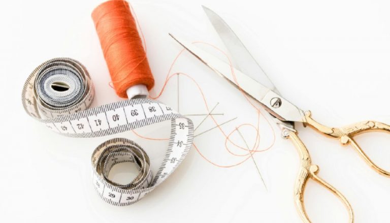 Tailoring vs. Alterations: Unveiling the Key Differences 2 understanding tailoring and alterations 1024x585 1 1