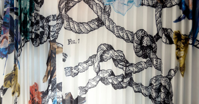 2106_one_size_image_01_4573 Pleated blouse