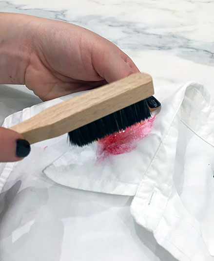 Creating a soaking solution for stained fabric. 4685 one size image 01 7562