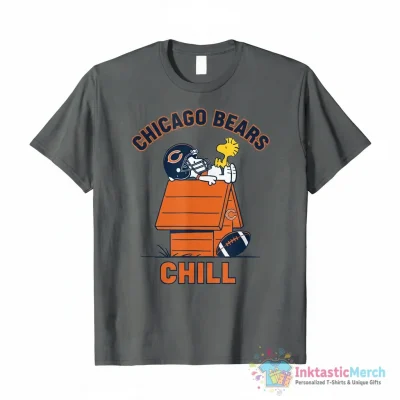 Chicago Bears Snoopy Chill Football Ornament - High Quality Printed T-Shirt