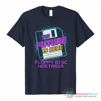 Floppy Disc The Future Is Here Vintage Retro Design I Discette Nostalgia Essential T-Shirt
