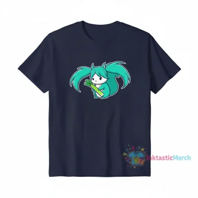 Hatsune Squeaku" Essential T-Shirt